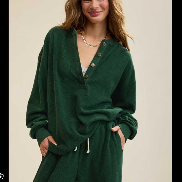 aerie Tops - Aerie Sherpa Henley Sweatshirt Rugged Green XL